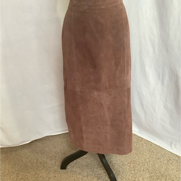 Savannah Dresses & Skirts - Vintage genuine suede leather midi skirt
